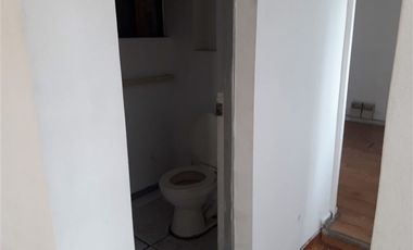 Industrial en Arriendo en Parque Industrial la Reina, ELECTRICIDAD TRIFASICA en 700 mt2 de terreno.