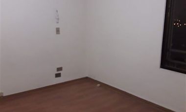 Bodega en Arriendo en Parque Industrial la Reina, ELECTRICIDAD TRIFASICA en 700 mt2 de terreno.