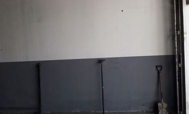 Bodega en Arriendo en Parque Industrial la Reina, ELECTRICIDAD TRIFASICA en 700 mt2 de terreno.