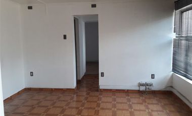 Bodega en Arriendo en Parque Industrial la Reina, ELECTRICIDAD TRIFASICA en 700 mt2 de terreno.