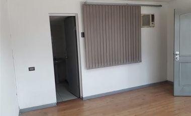 Bodega en Arriendo en Parque Industrial la Reina, ELECTRICIDAD TRIFASICA en 700 mt2 de terreno.