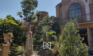 Venta de Estupenda casa en Tepoztlán Morelos, con bungalow