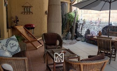 Venta de Estupenda casa en Tepoztlán Morelos, con bungalow