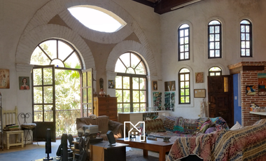 Venta de Estupenda casa en Tepoztlán Morelos, con bungalow