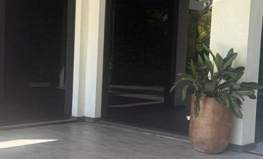 Alquiler de casa en El Yacht