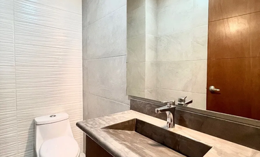 VENTA DE DEPARTAMENTO EN SAN JERONIMO LIDICE CON BALCÓN