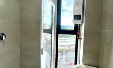 VENTA DE DEPARTAMENTO EN SAN JERONIMO LIDICE CON BALCÓN