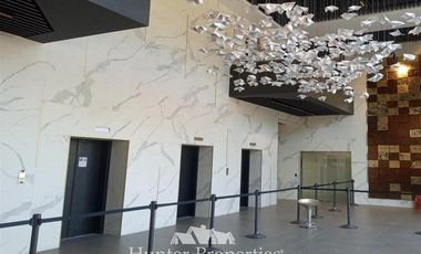 Oficina en Arriendo en Apoquindo, Metro El Golf