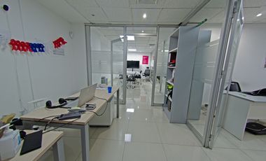Oficina galeria Opera impecable y muy Lumninosa