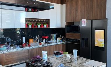 Casa con Alberca en Rio Altozano