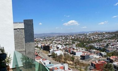 Casa con Alberca en Rio Altozano