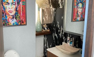 Casa con Alberca en Rio Altozano