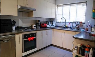 Casa en Venta en Calle 9 Norte N°4405 Talca