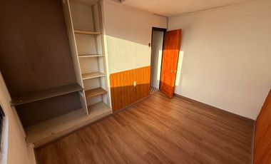 CASA 3D CON ESTACIONAMIENTO EN PARTE ALTA DE VALPARAÍSO