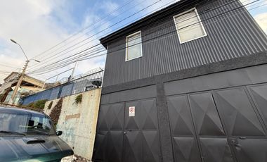 CASA 3D CON ESTACIONAMIENTO EN PARTE ALTA DE VALPARAÍSO
