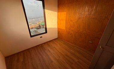 CASA 3D CON ESTACIONAMIENTO EN PARTE ALTA DE VALPARAÍSO