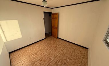 CASA 3D CON ESTACIONAMIENTO EN PARTE ALTA DE VALPARAÍSO