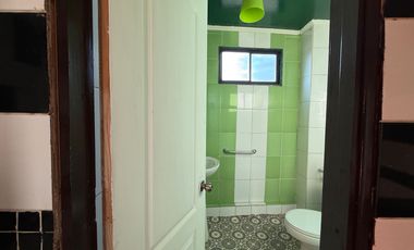 CASA 3D CON ESTACIONAMIENTO EN PARTE ALTA DE VALPARAÍSO