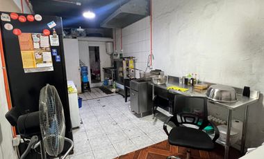 EN VENTA LOCALES COMERCIALES EN EL SALTO ESQUINA LIRCAY