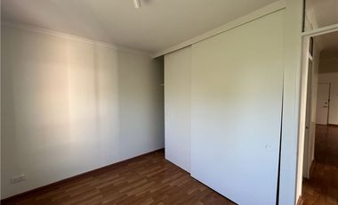 DEPARTAMENTO A PASOS METRO PLAZA EGAÑA