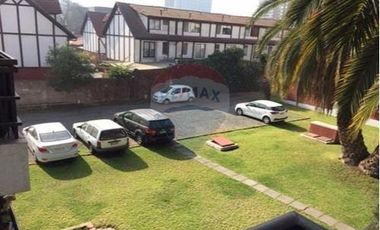 DEPARTAMENTO A PASOS METRO PLAZA EGAÑA