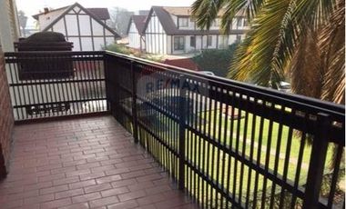 DEPARTAMENTO A PASOS METRO PLAZA EGAÑA