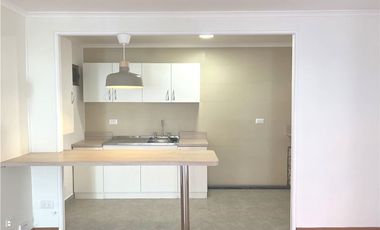 DEPARTAMENTO A PASOS METRO PLAZA EGAÑA