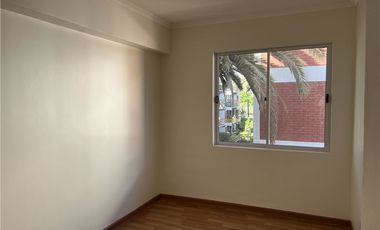 DEPARTAMENTO A PASOS METRO PLAZA EGAÑA