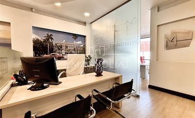 Oficina en Arriendo en OFICINA EN CALETERA SAN MARTIN