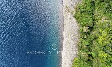 17,5 Hectáreas, con borde turquesa en Lago Caburga