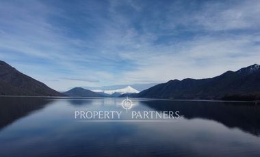 17,5 Hectáreas, con borde turquesa en Lago Caburga