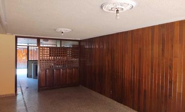 CASA EN RENTA EN JARDINES DE SANTA MONICA