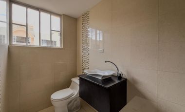 Casa en Venta en la Armenia, Conocoto