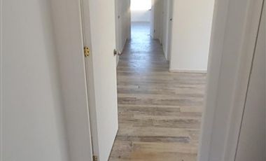 Casa en Venta en Altos del Golf 1300, pirque