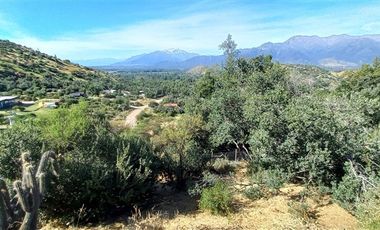 Casa en Venta en Altos del Golf 1300, pirque