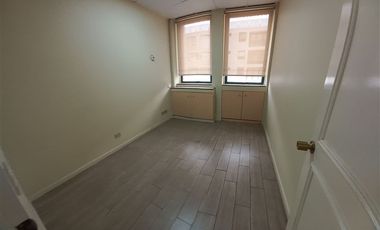 Oficina en Venta en Apoquindo 5500
