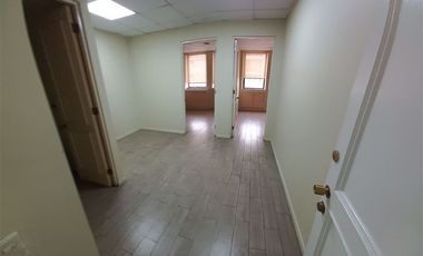 Oficina en Venta en Apoquindo 5500