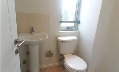 Oficina en Arriendo en Raúl Labbé 13700