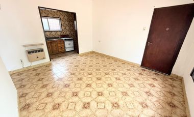 PH 3 ambientes en venta a media cuadra de la Av. H. Yrigoyen