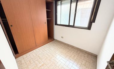PH 3 ambientes en venta a media cuadra de la Av. H. Yrigoyen