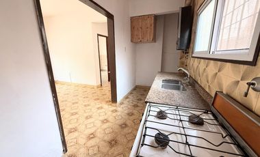 PH 3 ambientes en venta a media cuadra de la Av. H. Yrigoyen