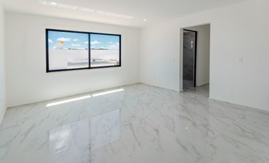 CASA COMPLETAMENTE NUEVA DZITYA