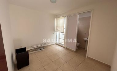 Marbella Residencial: Casa inteligente, moderna y luminosa. Recamara en PB