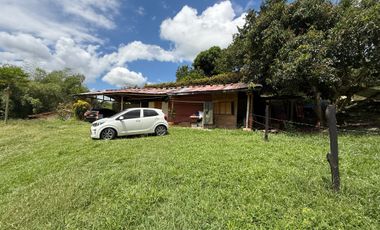 LOTE EN VENTA EN LA VIA MORELIA/PEREIRA