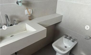 Casa en venta - 2 Dormitorios 3 Baños - Longchamps