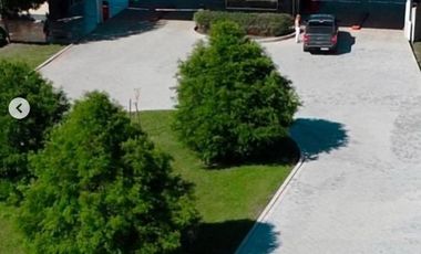 Casa en venta - 2 Dormitorios 3 Baños - Longchamps