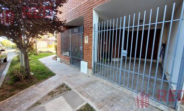Vende Duplex en Santa Genoveva en Neuquén