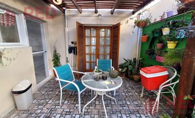 Vende Duplex en Santa Genoveva en Neuquén