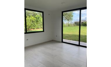 Casa campestre independiente para arriendo en Cerritos, Pereira!!!