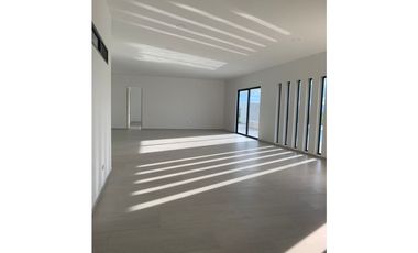 Casa campestre independiente para arriendo en Cerritos, Pereira!!!